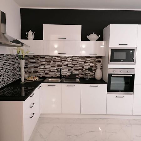 Casa Tra Borgo E Mare Villa Monopoli Luaran gambar